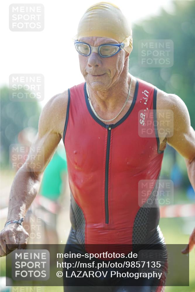 21.06.2026 - 29. Vierlanden-Triathlon LAZAROV Photography http://msf.ph/oto/9857135 21.06.2026 09:00:18 Schwimmen 178 meine-sportfotos.de
