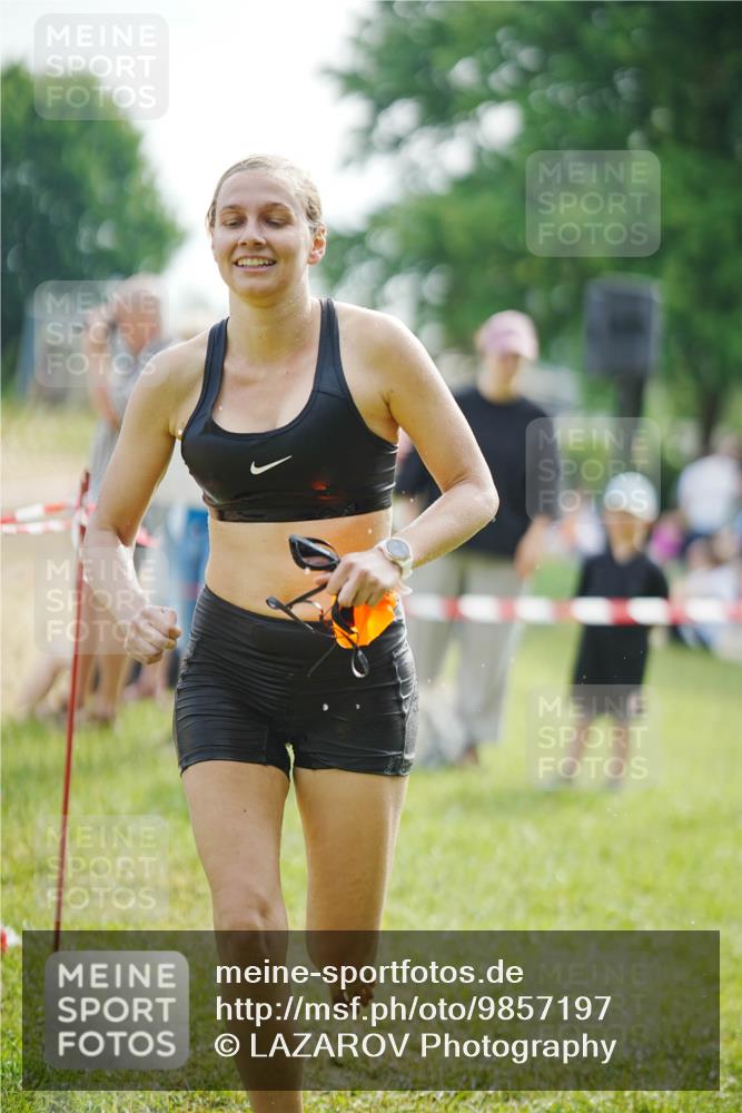 21.06.2026 - 29. Vierlanden-Triathlon LAZAROV Photography http://msf.ph/oto/9857197 21.06.2026 09:17:20 Schwimmen 249 meine-sportfotos.de