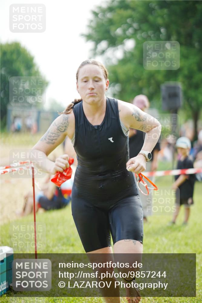 21.06.2026 - 29. Vierlanden-Triathlon LAZAROV Photography http://msf.ph/oto/9857244 21.06.2026 09:18:59 Schwimmen 246 meine-sportfotos.de