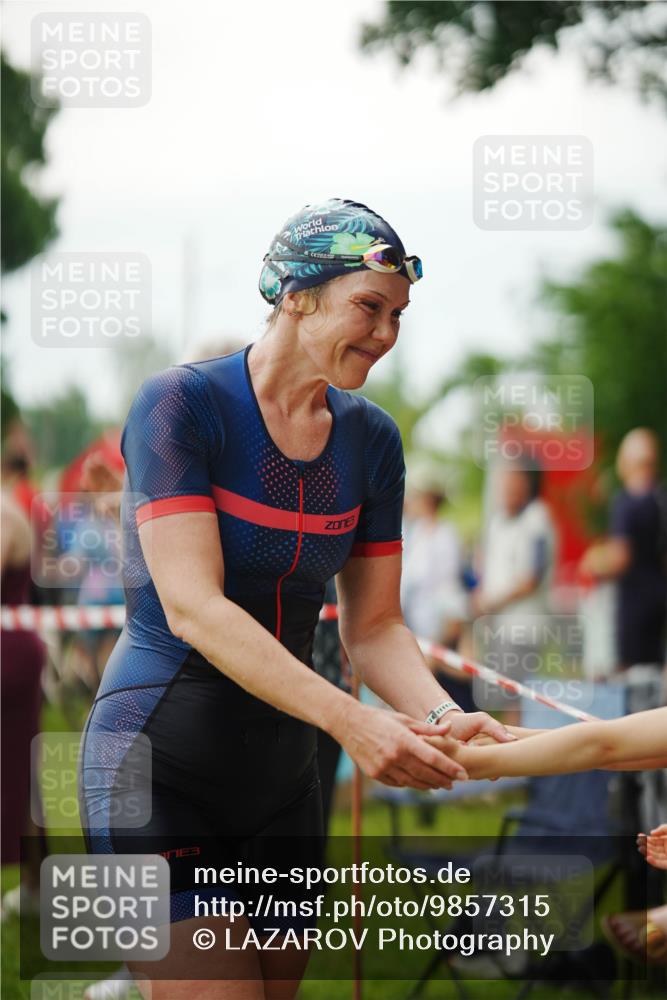 21.06.2026 - 29. Vierlanden-Triathlon LAZAROV Photography http://msf.ph/oto/9857315 21.06.2026 09:36:26 Schwimmen 247 meine-sportfotos.de