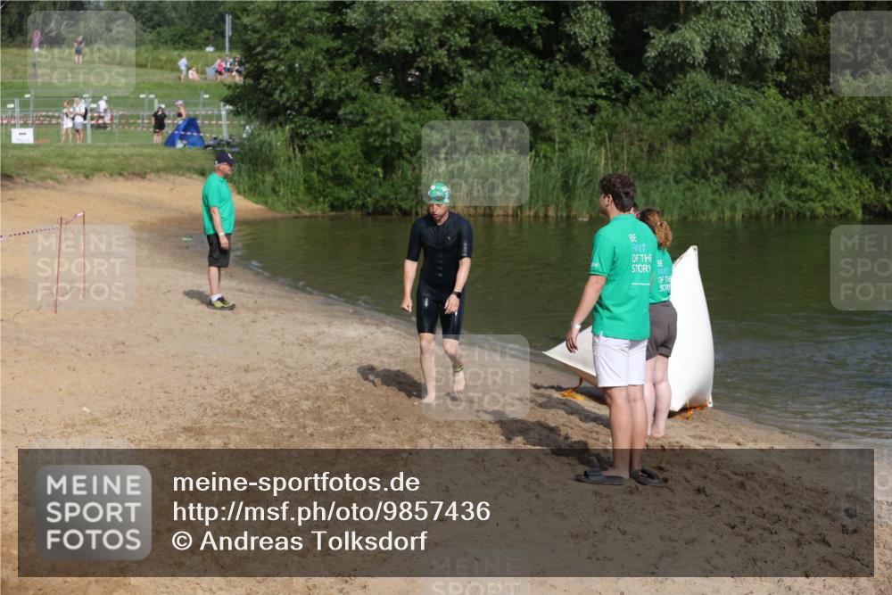 21.06.2026 - 29. Vierlanden-Triathlon Andreas Tolksdorf http://msf.ph/oto/9857436 21.06.2026 09:00:53 Schwimmen 74, 116, 140 meine-sportfotos.de