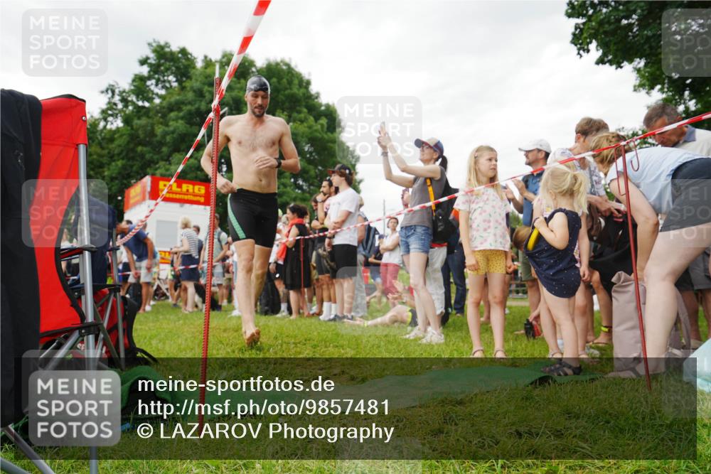 21.06.2026 - 29. Vierlanden-Triathlon LAZAROV Photography http://msf.ph/oto/9857481 21.06.2026 10:06:26 Schwimmen 438, 444, 458 meine-sportfotos.de