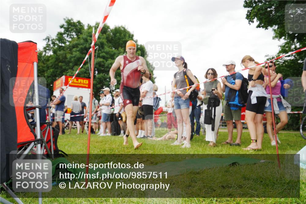 21.06.2026 - 29. Vierlanden-Triathlon LAZAROV Photography http://msf.ph/oto/9857511 21.06.2026 10:06:50 Schwimmen 394, 397, 410, 417, 443, 447 meine-sportfotos.de