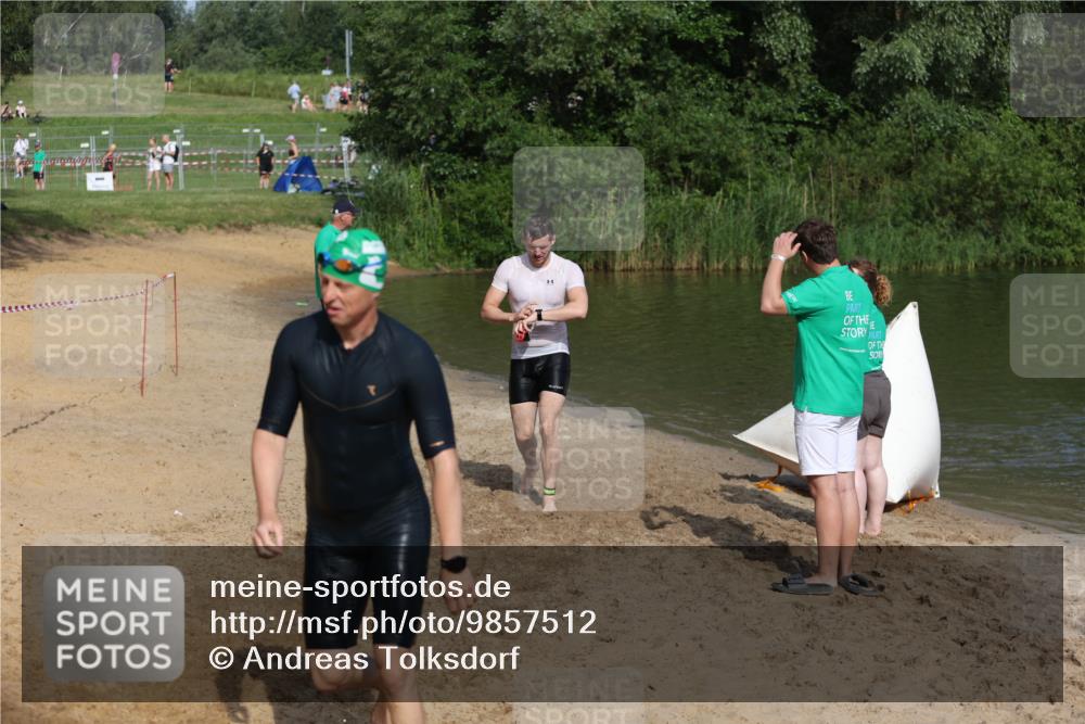 21.06.2026 - 29. Vierlanden-Triathlon Andreas Tolksdorf http://msf.ph/oto/9857512 21.06.2026 09:00:58 Schwimmen 74, 116, 140 meine-sportfotos.de
