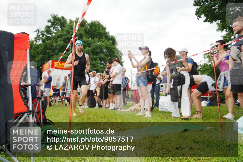 21.06.2026 - 29. Vierlanden-Triathlon LAZAROV Photography http://msf.ph/oto/9857517 21.06.2026 10:06:52 Schwimmen 394, 410, 417, 443, 447 meine-sportfotos.de