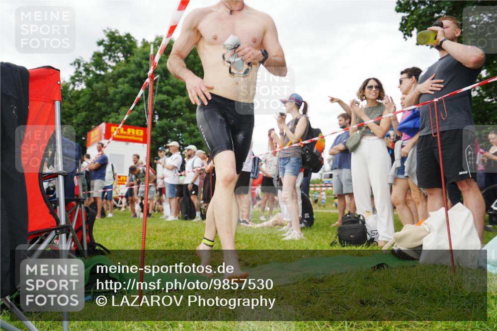 21.06.2026 - 29. Vierlanden-Triathlon LAZAROV Photography http://msf.ph/oto/9857530 21.06.2026 10:07:18 Schwimmen 425, 445, 474 meine-sportfotos.de