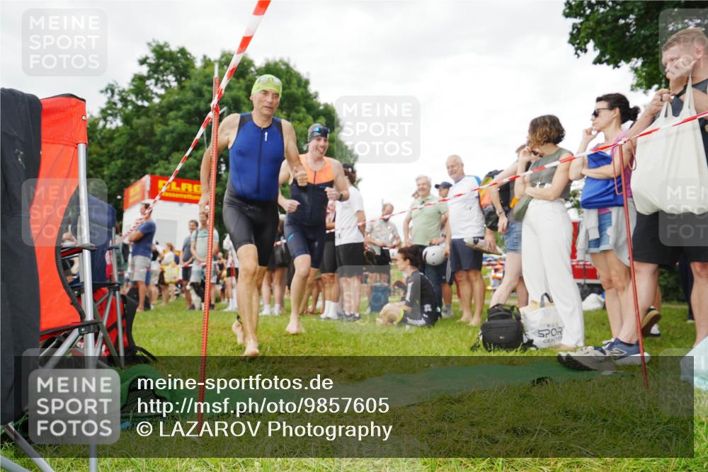 21.06.2026 - 29. Vierlanden-Triathlon LAZAROV Photography http://msf.ph/oto/9857605 21.06.2026 10:08:38 Schwimmen 403, 422, 432, 476, 1356 meine-sportfotos.de