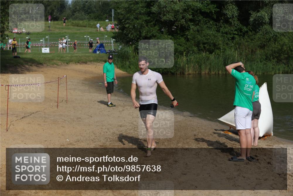 21.06.2026 - 29. Vierlanden-Triathlon Andreas Tolksdorf http://msf.ph/oto/9857638 21.06.2026 09:01:00 Schwimmen 74, 140 meine-sportfotos.de