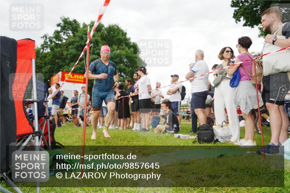 21.06.2026 - 29. Vierlanden-Triathlon LAZAROV Photography http://msf.ph/oto/9857645 21.06.2026 10:09:29 Schwimmen 406, 435, 439, 470 meine-sportfotos.de