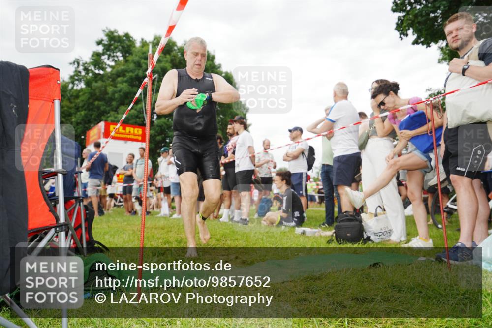 21.06.2026 - 29. Vierlanden-Triathlon LAZAROV Photography http://msf.ph/oto/9857652 21.06.2026 10:09:45 Schwimmen 400 meine-sportfotos.de