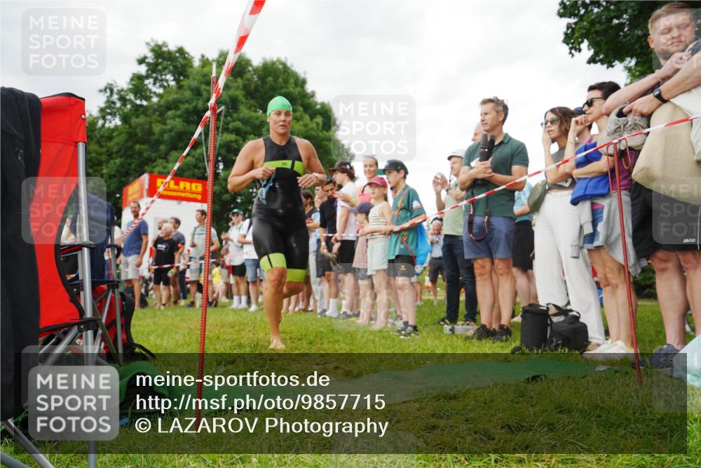 21.06.2026 - 29. Vierlanden-Triathlon LAZAROV Photography http://msf.ph/oto/9857715 21.06.2026 10:13:15 Schwimmen 549 meine-sportfotos.de