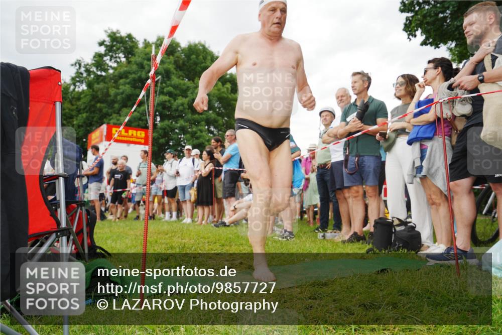 21.06.2026 - 29. Vierlanden-Triathlon LAZAROV Photography http://msf.ph/oto/9857727 21.06.2026 10:13:45 Schwimmen 415 meine-sportfotos.de