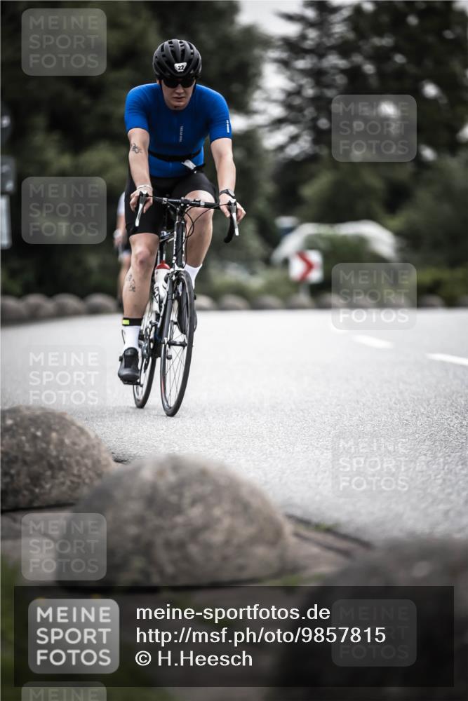 21.06.2026 - 29. Vierlanden-Triathlon H.Heesch http://msf.ph/oto/9857815 21.06.2026 10:29:55 Radfahren 2, 22, 56, 72, 113, 492, 502, 548 meine-sportfotos.de