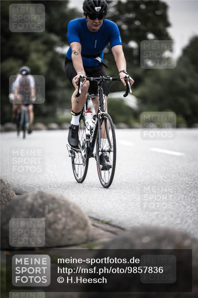 21.06.2026 - 29. Vierlanden-Triathlon H.Heesch http://msf.ph/oto/9857836 21.06.2026 10:29:55 Radfahren 2, 22, 56, 72, 113, 492, 502, 548 meine-sportfotos.de