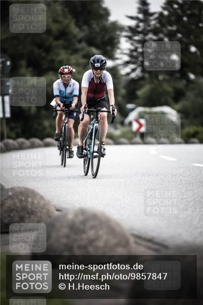 21.06.2026 - 29. Vierlanden-Triathlon H.Heesch http://msf.ph/oto/9857847 21.06.2026 10:29:57 Radfahren 2, 22, 56, 72, 304, 492, 502, 548 meine-sportfotos.de