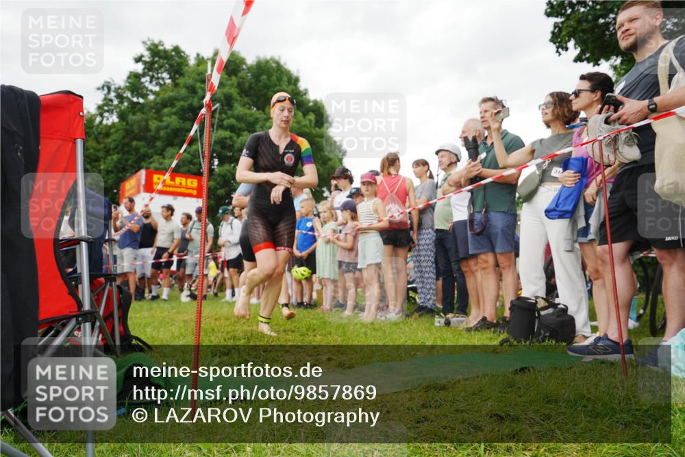 21.06.2026 - 29. Vierlanden-Triathlon LAZAROV Photography http://msf.ph/oto/9857869 21.06.2026 10:17:01 Schwimmen 328, 374, 388, 485, 506, 536, 538, 604, 613, 622 meine-sportfotos.de