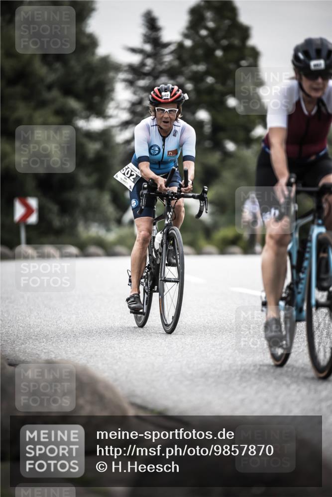 21.06.2026 - 29. Vierlanden-Triathlon H.Heesch http://msf.ph/oto/9857870 21.06.2026 10:29:58 Radfahren 2, 22, 56, 72, 304, 492, 502, 548 meine-sportfotos.de