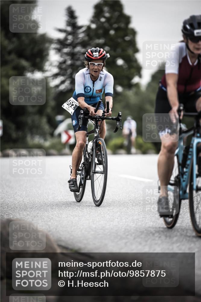 21.06.2026 - 29. Vierlanden-Triathlon H.Heesch http://msf.ph/oto/9857875 21.06.2026 10:29:58 Radfahren 2, 22, 56, 72, 304, 492, 502, 548 meine-sportfotos.de
