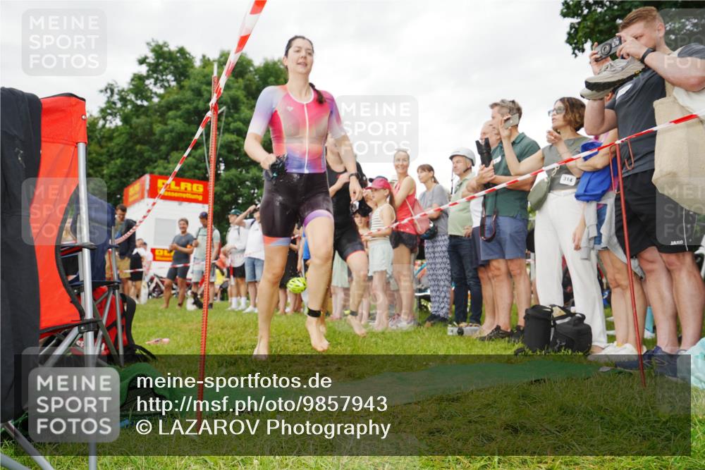 21.06.2026 - 29. Vierlanden-Triathlon LAZAROV Photography http://msf.ph/oto/9857943 21.06.2026 10:17:35 Schwimmen 369, 486, 517, 543, 567, 585, 599, 600 meine-sportfotos.de