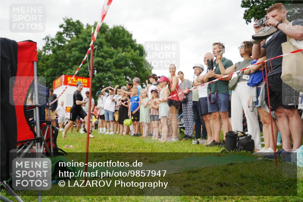21.06.2026 - 29. Vierlanden-Triathlon LAZAROV Photography http://msf.ph/oto/9857947 21.06.2026 10:17:36 Schwimmen 369, 486, 517, 543, 567, 585, 599, 600 meine-sportfotos.de