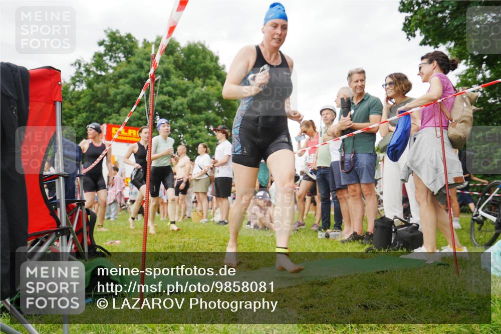 21.06.2026 - 29. Vierlanden-Triathlon LAZAROV Photography http://msf.ph/oto/9858081 21.06.2026 10:18:48 Schwimmen 368, 391, 490, 510, 511, 513, 516, 539, 558, 583, 590, 605, 608 meine-sportfotos.de