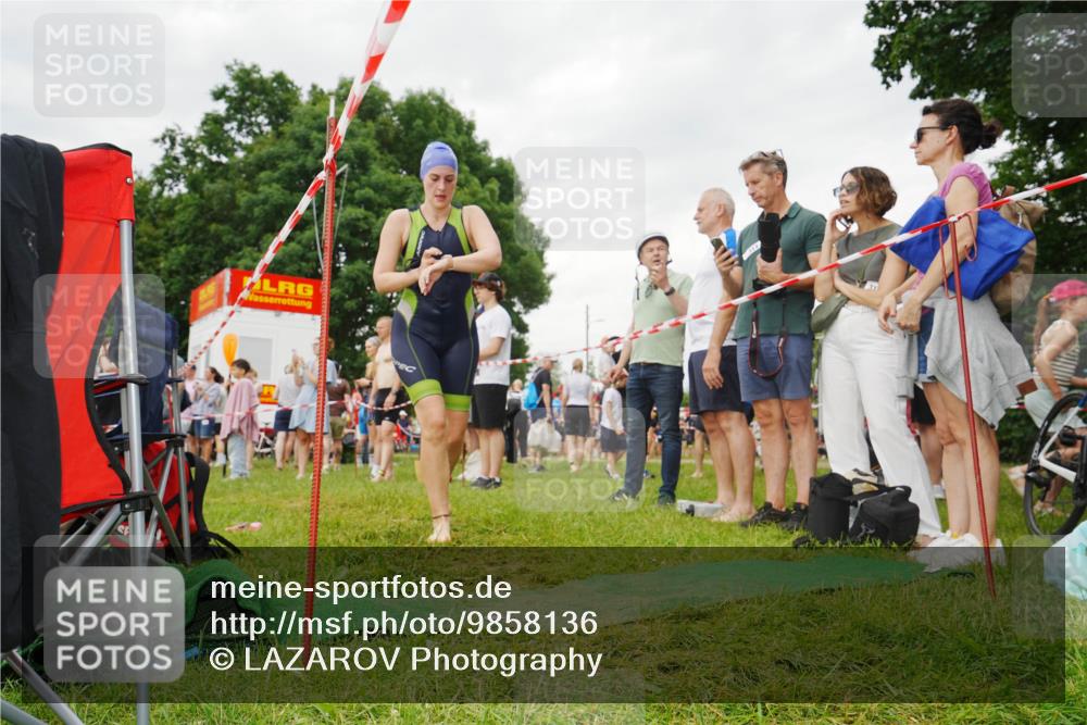 21.06.2026 - 29. Vierlanden-Triathlon LAZAROV Photography http://msf.ph/oto/9858136 21.06.2026 10:19:22 Schwimmen 512, 519, 535, 546 meine-sportfotos.de
