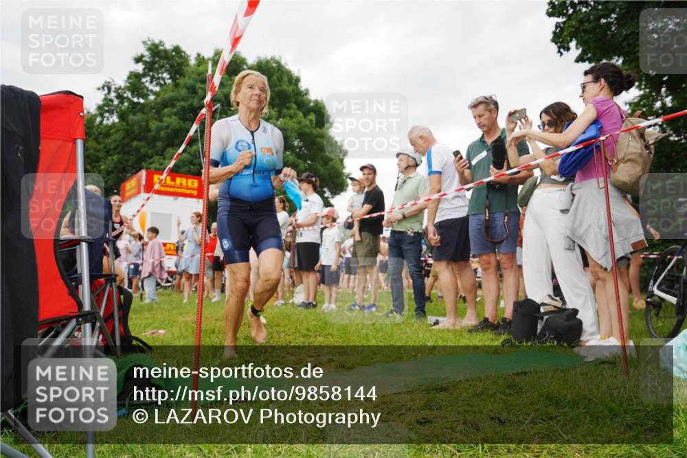 21.06.2026 - 29. Vierlanden-Triathlon LAZAROV Photography http://msf.ph/oto/9858144 21.06.2026 10:19:33 Schwimmen 502, 518, 522, 527, 548, 603, 624 meine-sportfotos.de