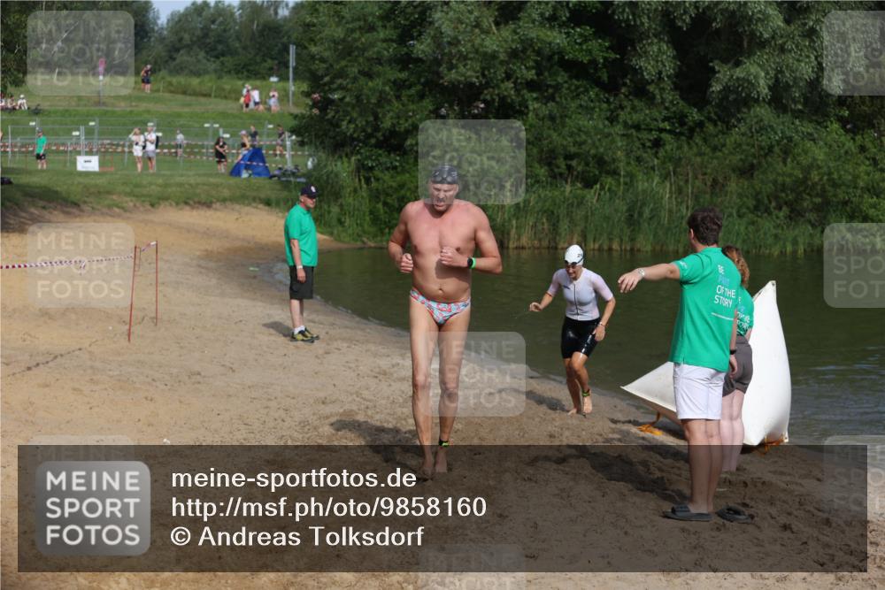 21.06.2026 - 29. Vierlanden-Triathlon Andreas Tolksdorf http://msf.ph/oto/9858160 21.06.2026 09:02:13 Schwimmen 217, 231, 283 meine-sportfotos.de