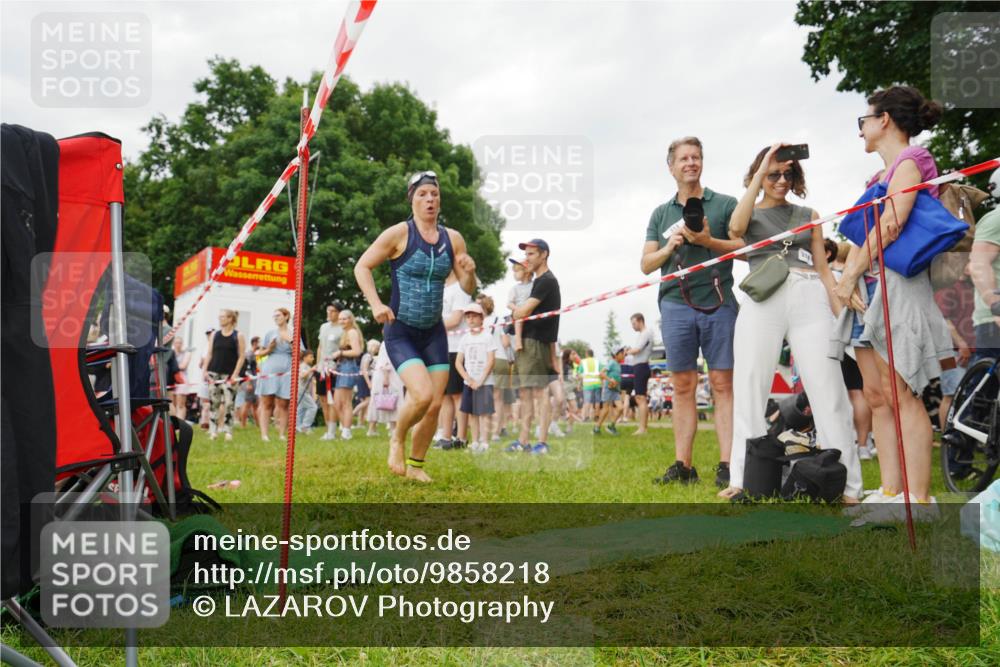 21.06.2026 - 29. Vierlanden-Triathlon LAZAROV Photography http://msf.ph/oto/9858218 21.06.2026 10:20:08 Schwimmen 304, 314, 484 meine-sportfotos.de