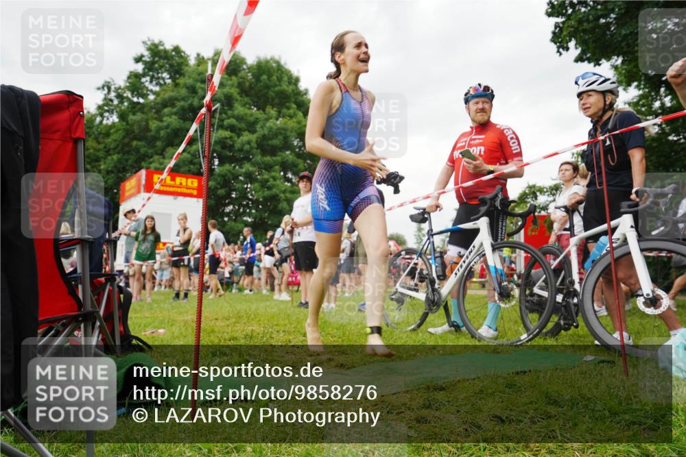 21.06.2026 - 29. Vierlanden-Triathlon LAZAROV Photography http://msf.ph/oto/9858276 21.06.2026 10:21:18 Schwimmen 576 meine-sportfotos.de