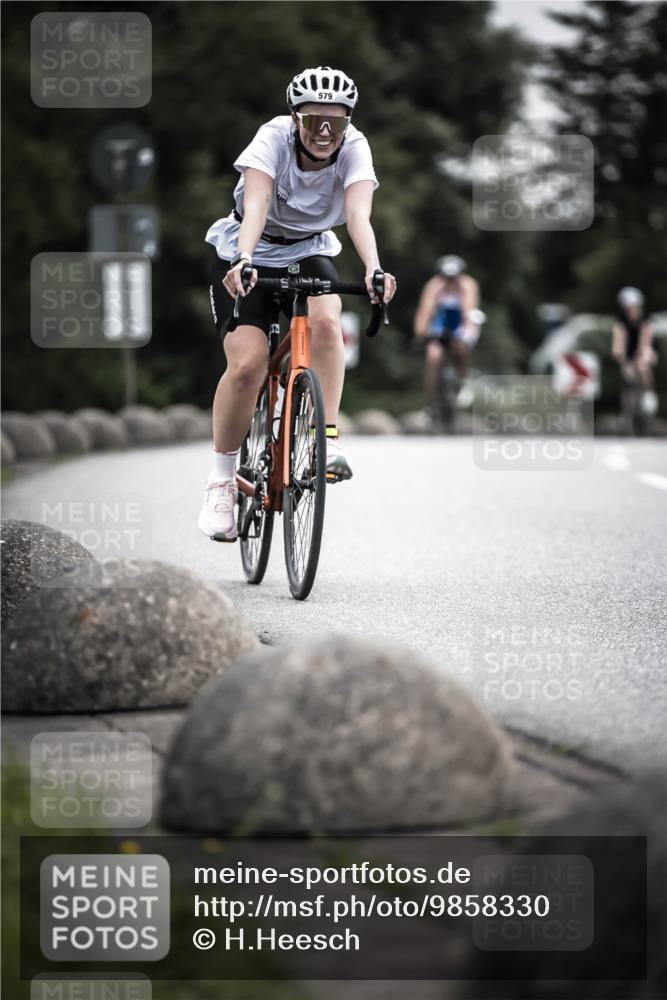 21.06.2026 - 29. Vierlanden-Triathlon H.Heesch http://msf.ph/oto/9858330 21.06.2026 10:30:37 Radfahren 158, 192, 307, 512, 579 meine-sportfotos.de
