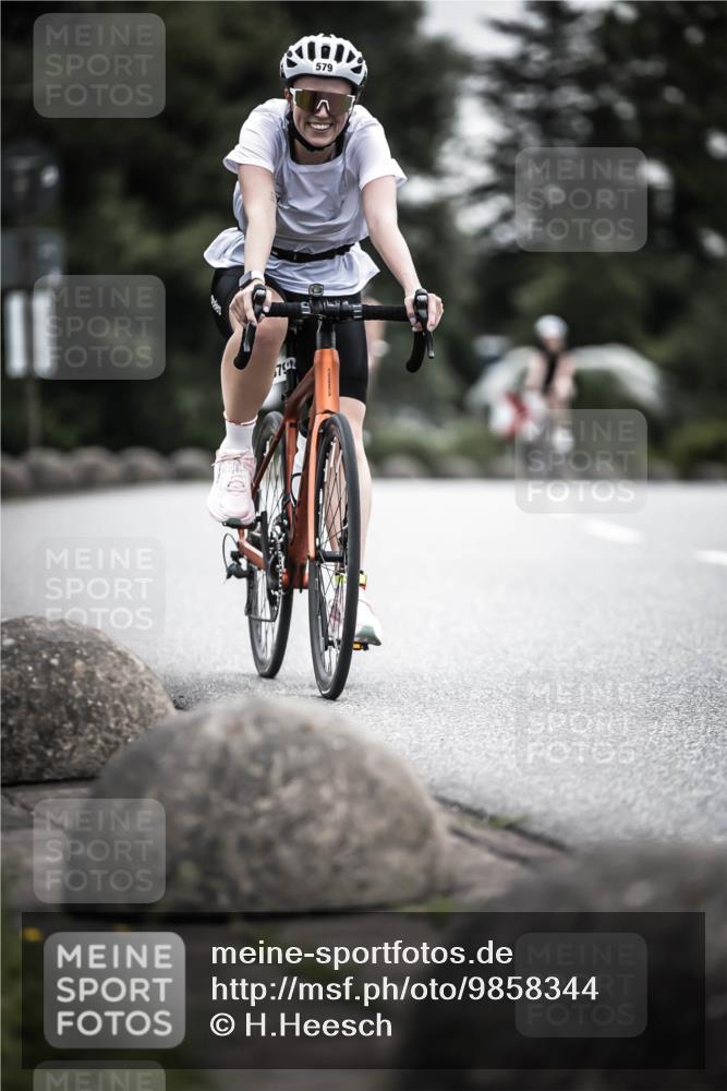 21.06.2026 - 29. Vierlanden-Triathlon H.Heesch http://msf.ph/oto/9858344 21.06.2026 10:30:37 Radfahren 158, 192, 307, 512, 579 meine-sportfotos.de