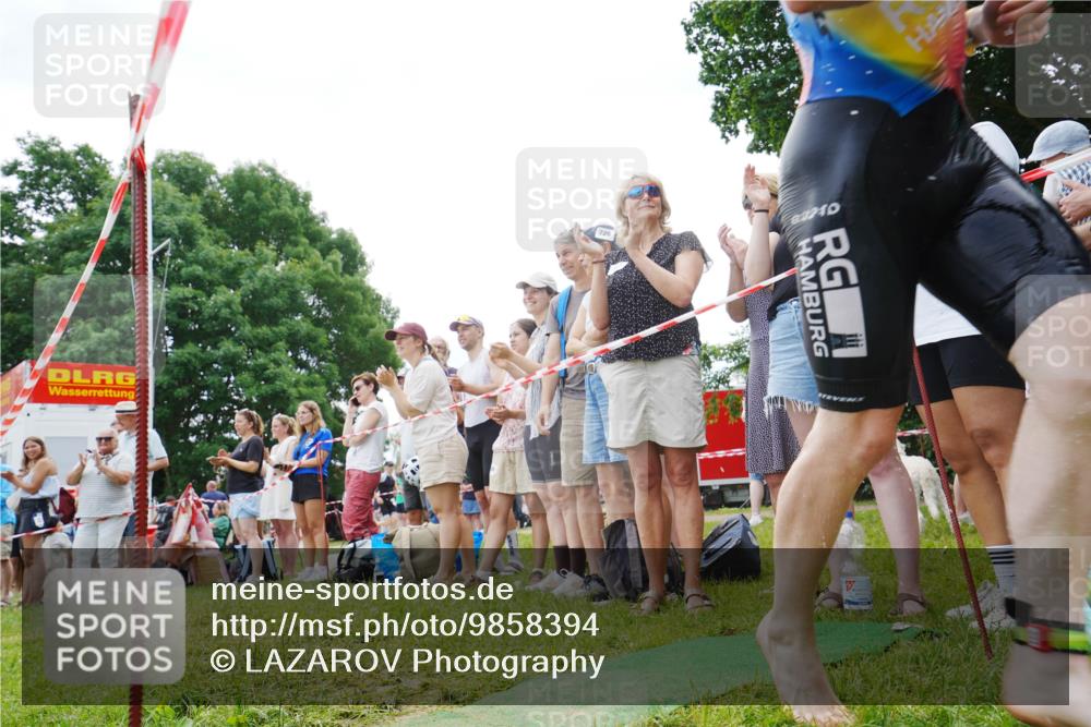 21.06.2026 - 29. Vierlanden-Triathlon LAZAROV Photography http://msf.ph/oto/9858394 21.06.2026 10:56:36 Schwimmen 654 meine-sportfotos.de