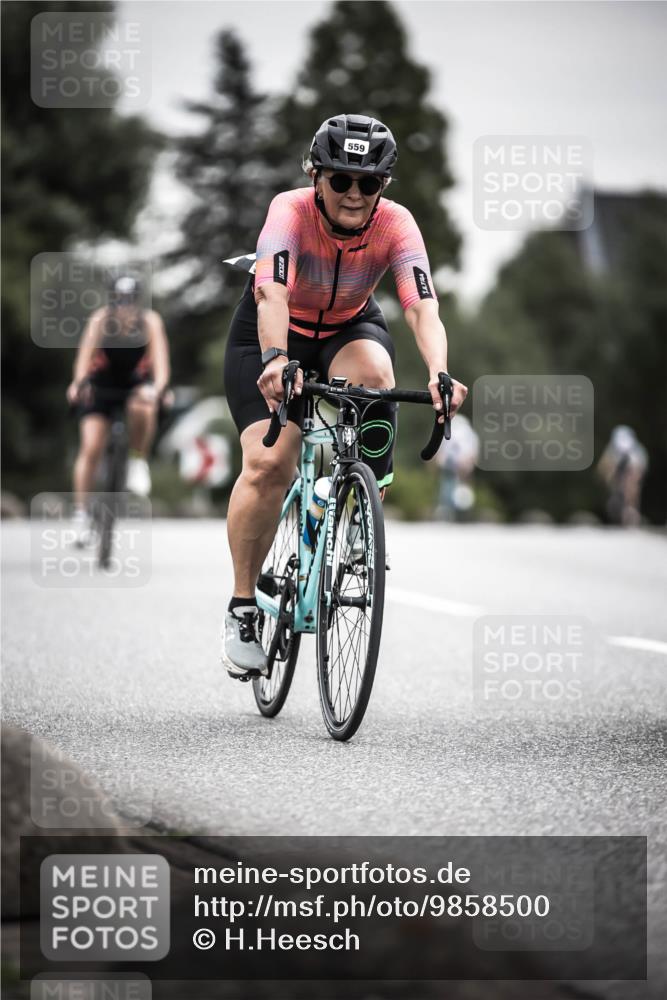 21.06.2026 - 29. Vierlanden-Triathlon H.Heesch http://msf.ph/oto/9858500 21.06.2026 10:30:48 Radfahren 142, 174, 192, 294, 314, 366, 512, 534, 559, 586 meine-sportfotos.de