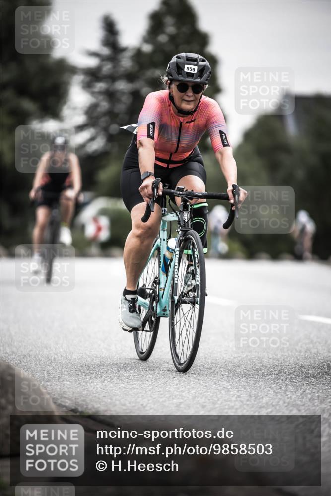 21.06.2026 - 29. Vierlanden-Triathlon H.Heesch http://msf.ph/oto/9858503 21.06.2026 10:30:48 Radfahren 142, 174, 192, 294, 314, 366, 512, 534, 559, 586 meine-sportfotos.de