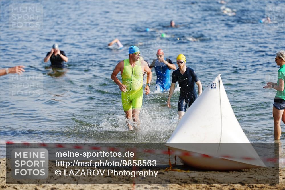 21.06.2026 - 29. Vierlanden-Triathlon LAZAROV Photography http://msf.ph/oto/9858563 21.06.2026 08:13:35 Schwimmen  meine-sportfotos.de
