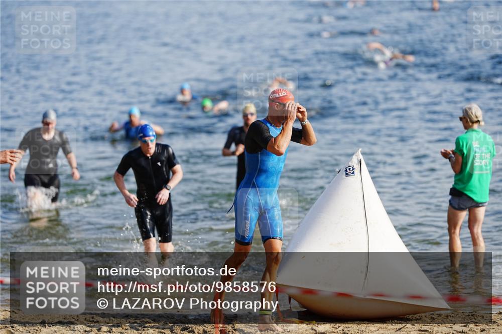 21.06.2026 - 29. Vierlanden-Triathlon LAZAROV Photography http://msf.ph/oto/9858576 21.06.2026 08:13:42 Schwimmen  meine-sportfotos.de