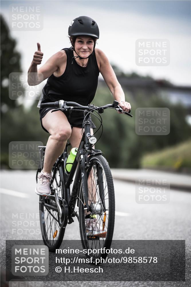 21.06.2026 - 29. Vierlanden-Triathlon H.Heesch http://msf.ph/oto/9858578 21.06.2026 10:30:51 Radfahren 142, 174, 175, 294, 314, 523, 534, 559, 580, 586 meine-sportfotos.de