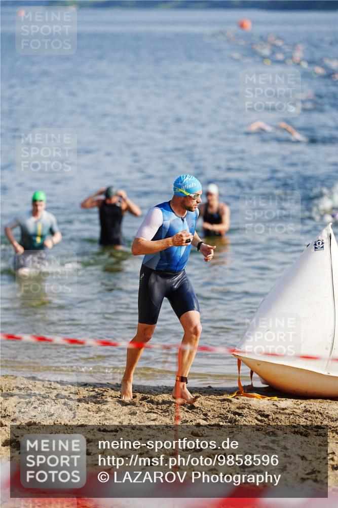 21.06.2026 - 29. Vierlanden-Triathlon LAZAROV Photography http://msf.ph/oto/9858596 21.06.2026 08:13:56 Schwimmen  meine-sportfotos.de