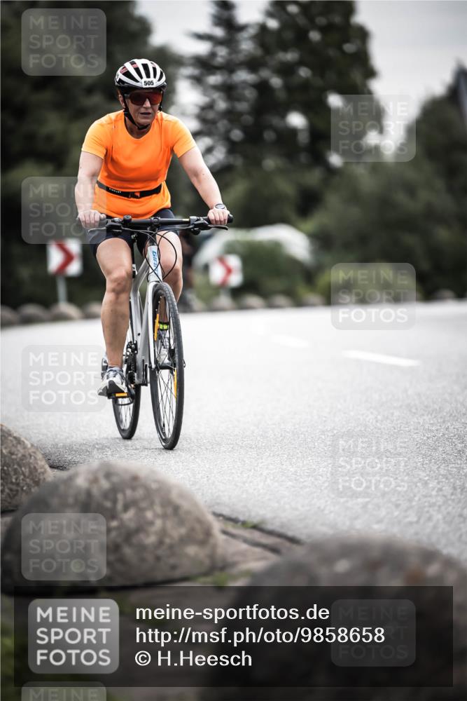 21.06.2026 - 29. Vierlanden-Triathlon H.Heesch http://msf.ph/oto/9858658 21.06.2026 10:31:01 Radfahren 175, 360, 505, 523, 580, 623 meine-sportfotos.de