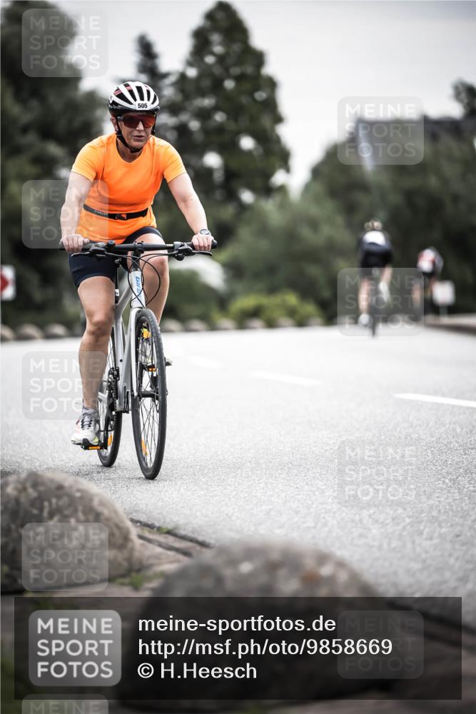 21.06.2026 - 29. Vierlanden-Triathlon H.Heesch http://msf.ph/oto/9858669 21.06.2026 10:31:01 Radfahren 175, 360, 505, 523, 580, 623 meine-sportfotos.de