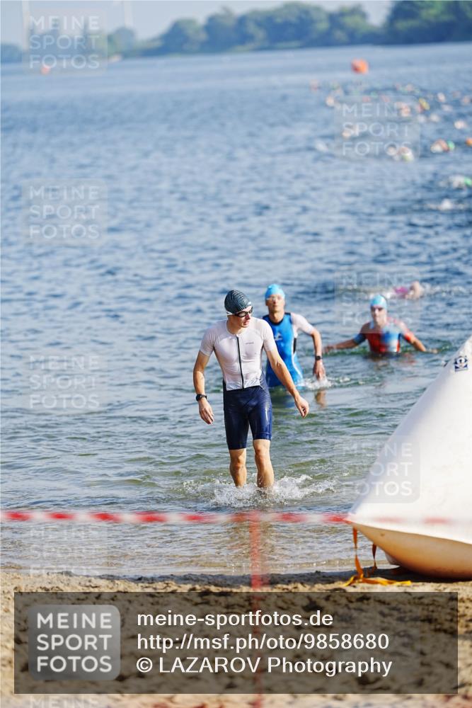 21.06.2026 - 29. Vierlanden-Triathlon LAZAROV Photography http://msf.ph/oto/9858680 21.06.2026 08:14:34 Schwimmen  meine-sportfotos.de