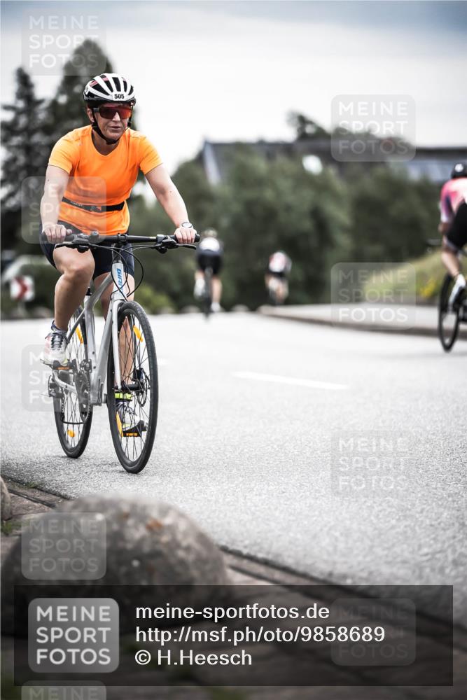 21.06.2026 - 29. Vierlanden-Triathlon H.Heesch http://msf.ph/oto/9858689 21.06.2026 10:31:01 Radfahren 175, 360, 505, 523, 580, 623 meine-sportfotos.de