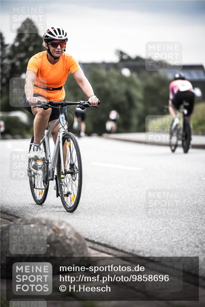21.06.2026 - 29. Vierlanden-Triathlon H.Heesch http://msf.ph/oto/9858696 21.06.2026 10:31:01 Radfahren 175, 360, 505, 523, 580, 623 meine-sportfotos.de