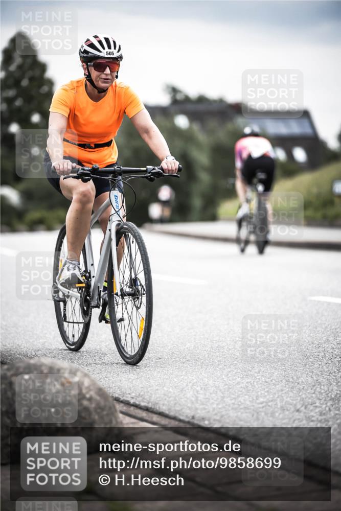 21.06.2026 - 29. Vierlanden-Triathlon H.Heesch http://msf.ph/oto/9858699 21.06.2026 10:31:01 Radfahren 175, 360, 505, 523, 580, 623 meine-sportfotos.de
