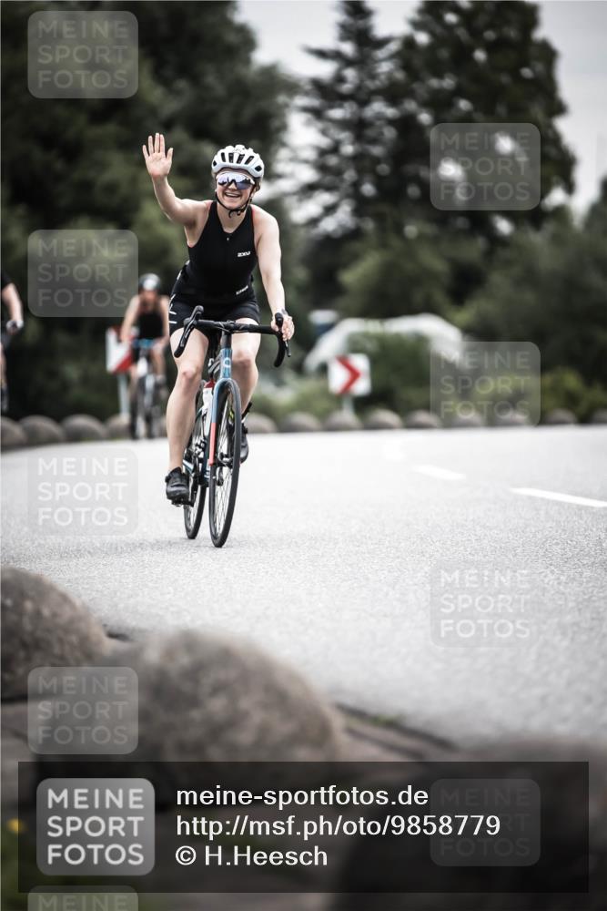 21.06.2026 - 29. Vierlanden-Triathlon H.Heesch http://msf.ph/oto/9858779 21.06.2026 10:31:14 Radfahren 154, 229, 265, 280, 352, 498, 612 meine-sportfotos.de