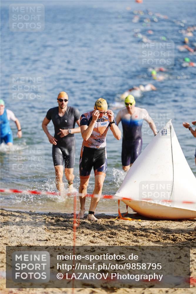 21.06.2026 - 29. Vierlanden-Triathlon LAZAROV Photography http://msf.ph/oto/9858795 21.06.2026 08:15:40 Schwimmen  meine-sportfotos.de