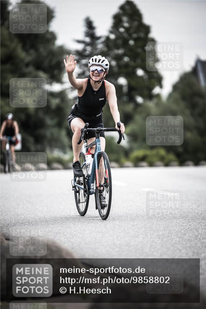 21.06.2026 - 29. Vierlanden-Triathlon H.Heesch http://msf.ph/oto/9858802 21.06.2026 10:31:15 Radfahren 229, 265, 280, 352, 498, 612 meine-sportfotos.de