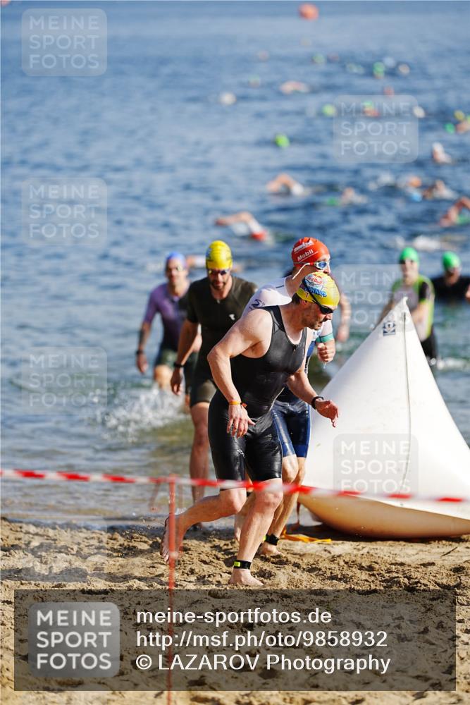 21.06.2026 - 29. Vierlanden-Triathlon LAZAROV Photography http://msf.ph/oto/9858932 21.06.2026 08:16:40 Schwimmen  meine-sportfotos.de