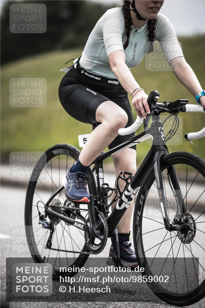 21.06.2026 - 29. Vierlanden-Triathlon H.Heesch http://msf.ph/oto/9859002 21.06.2026 10:31:35 Radfahren 123, 145, 301, 337, 489, 510 meine-sportfotos.de